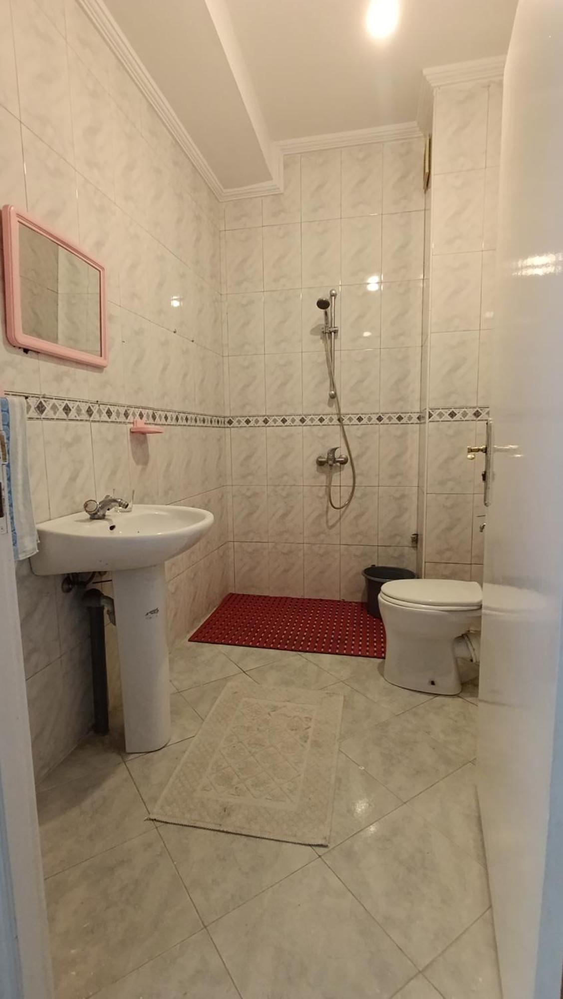 Good Location In Apartment *